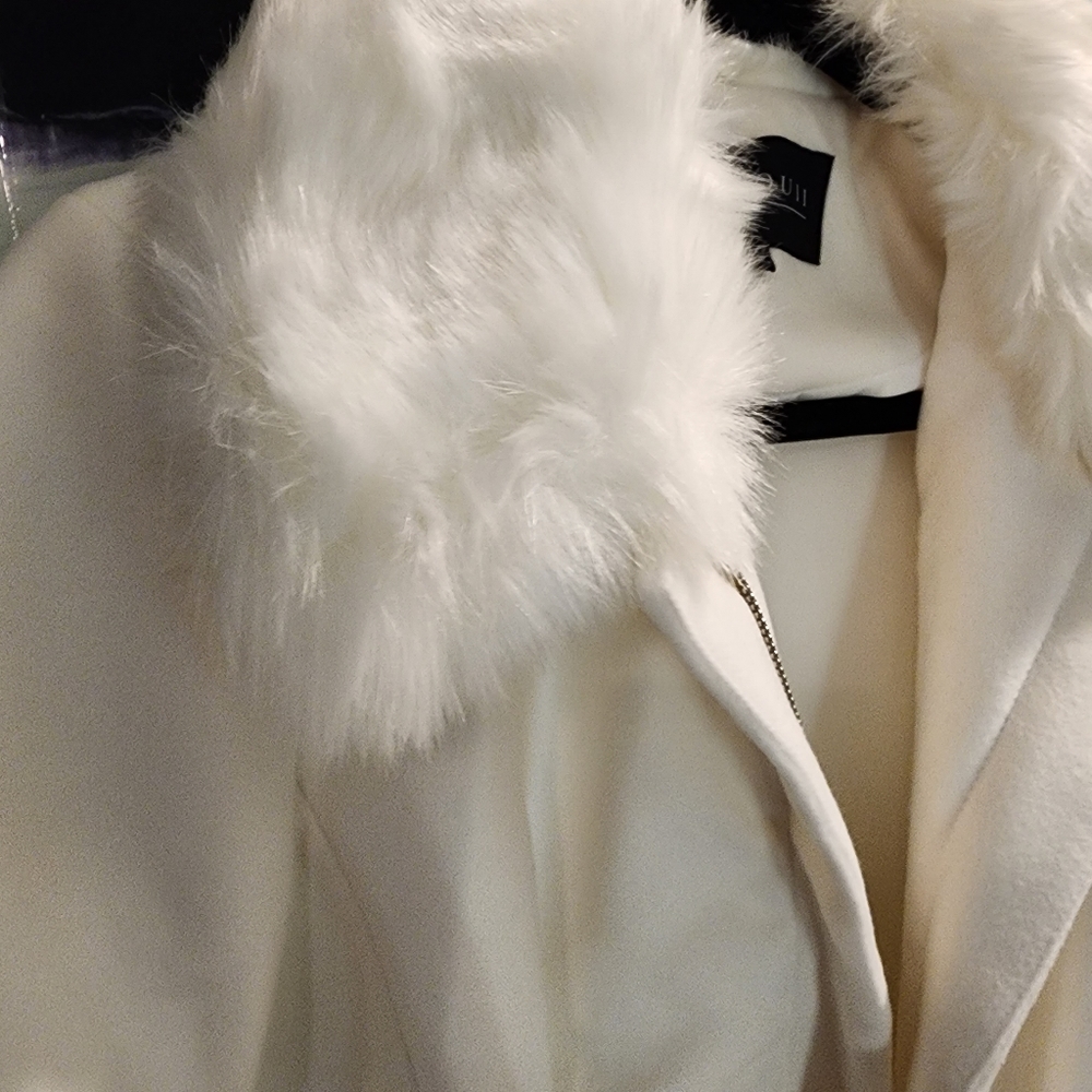 ELOQUII White Faux Fur Collar Long Coat Women’s Size 14 NWT - Picture 9 of 16